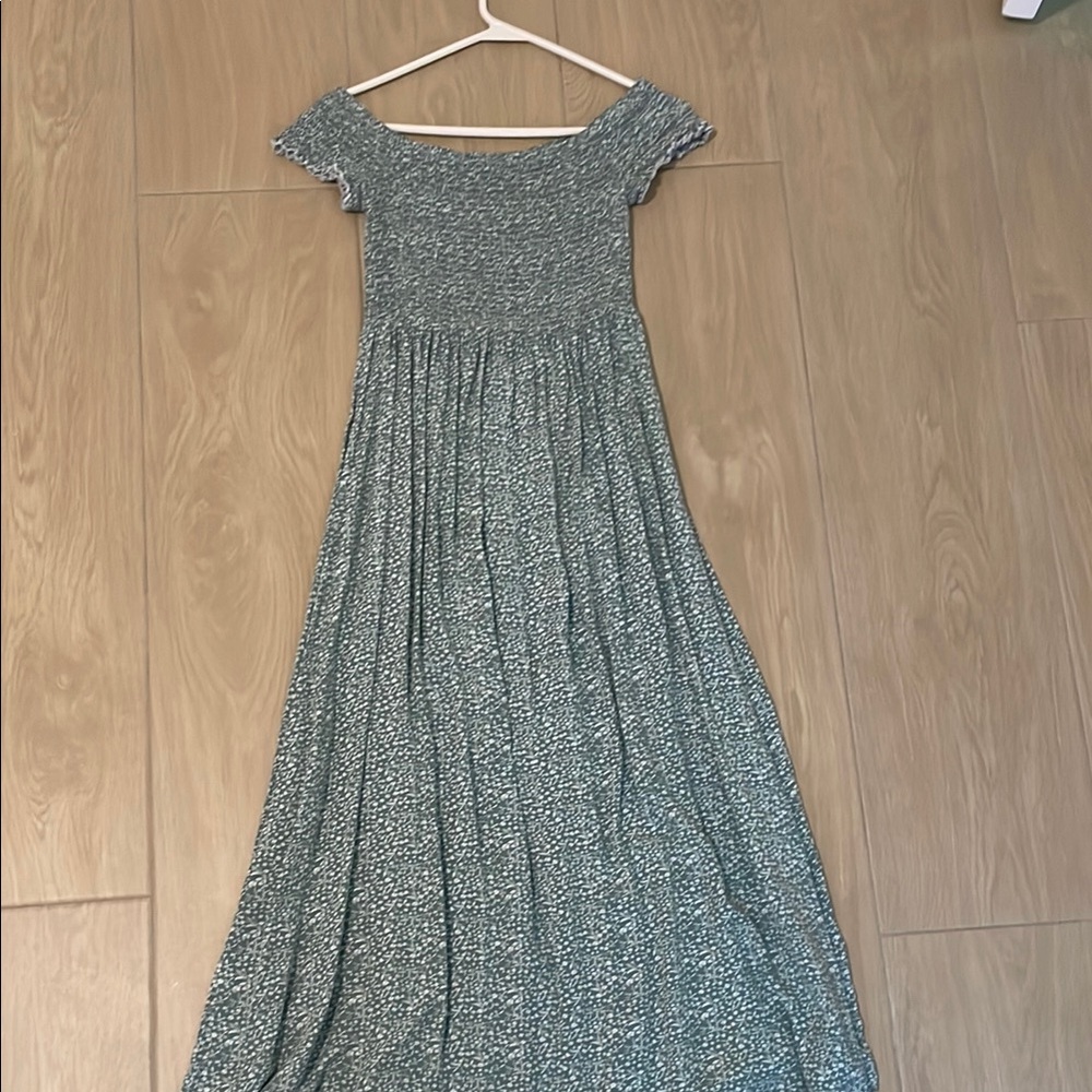 Elegant Off-Shoulder Green Dress